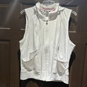 White Sleeveless Zip-Up Vest